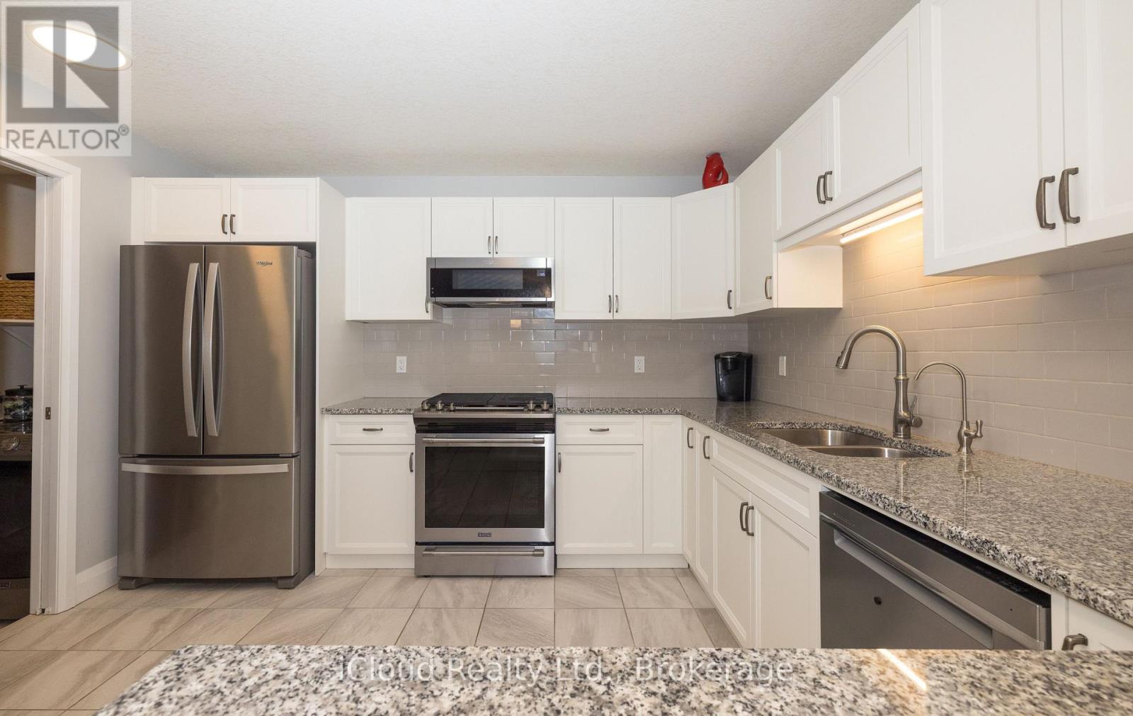 108 Stephenson Way, Minto, Ontario  N0G 2P0 - Photo 5 - X13143518