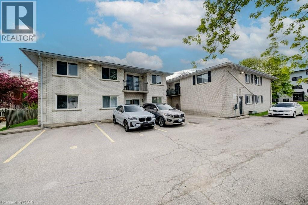 8 Amos Avenue Unit# 6, Waterloo, Ontario  N2L 2W7 - Photo 2 - 40831691