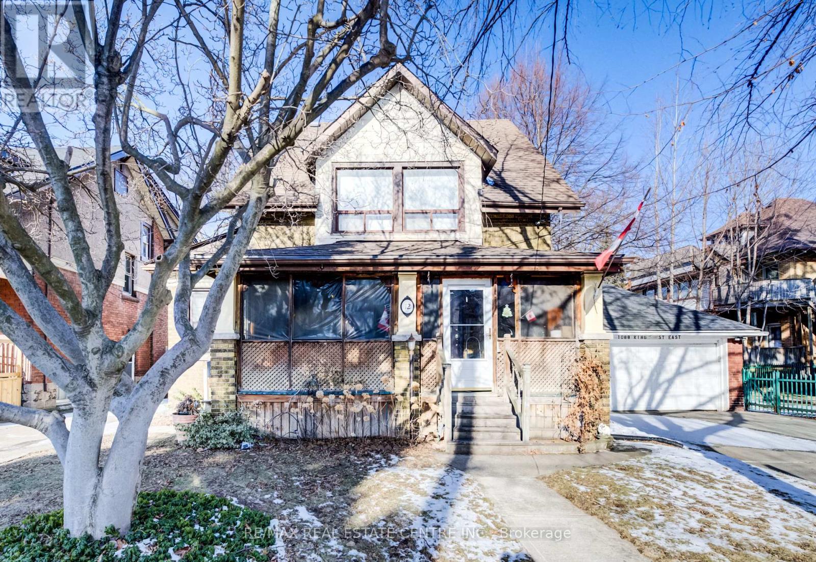 12 LEINSTER AVENUE S, Hamilton, Ontario