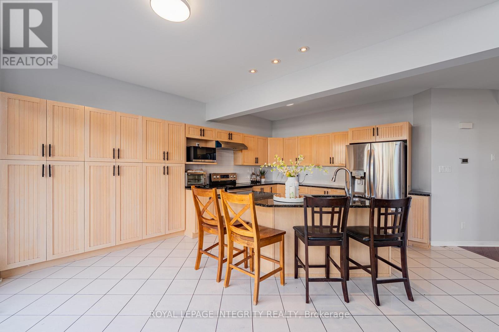 102 Whitestone Drive, Ottawa, Ontario  K2C 4C5 - Photo 14 - X13153216