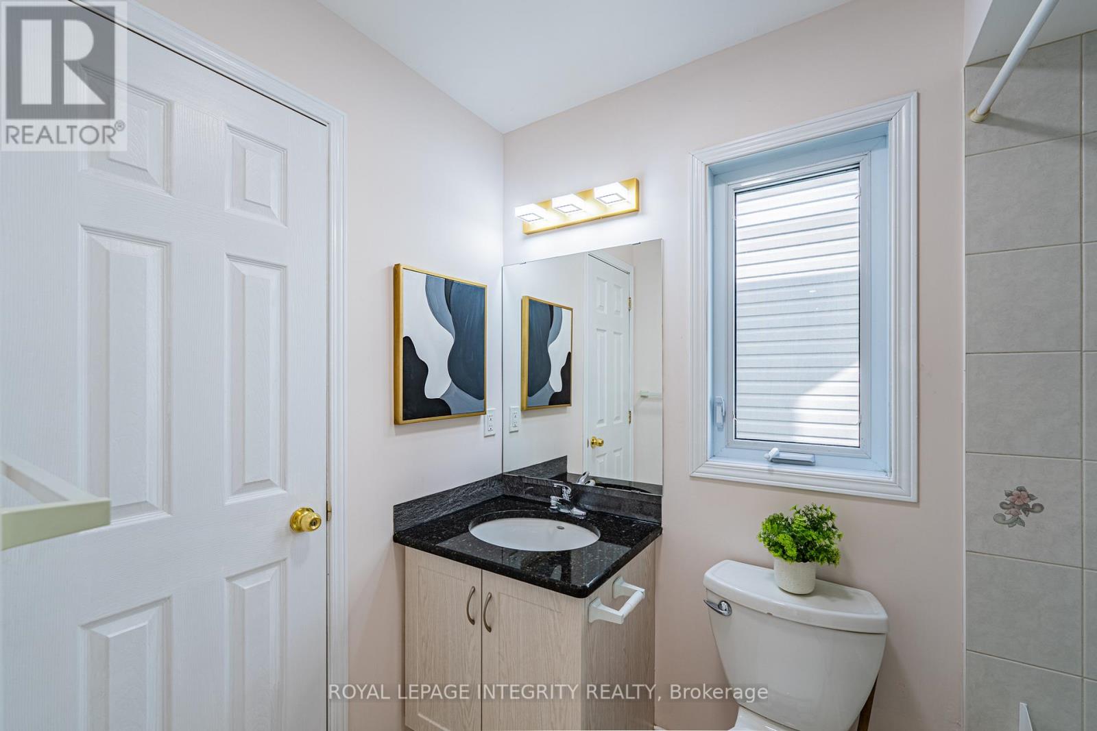 102 Whitestone Drive, Ottawa, Ontario  K2C 4C5 - Photo 17 - X13153216