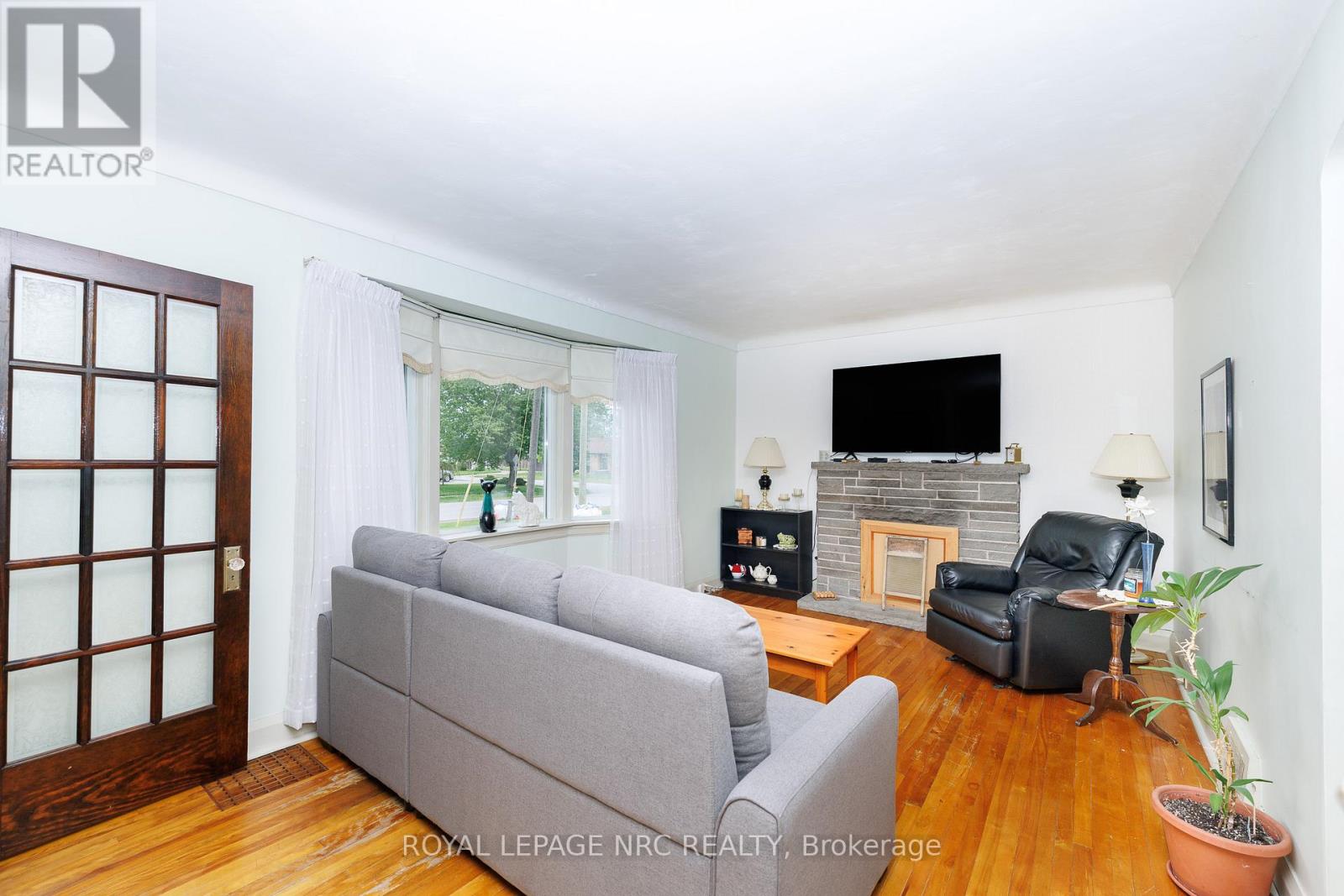 4076 Welland Street, Niagara Falls, Ontario  L2G 6J8 - Photo 12 - X13153290