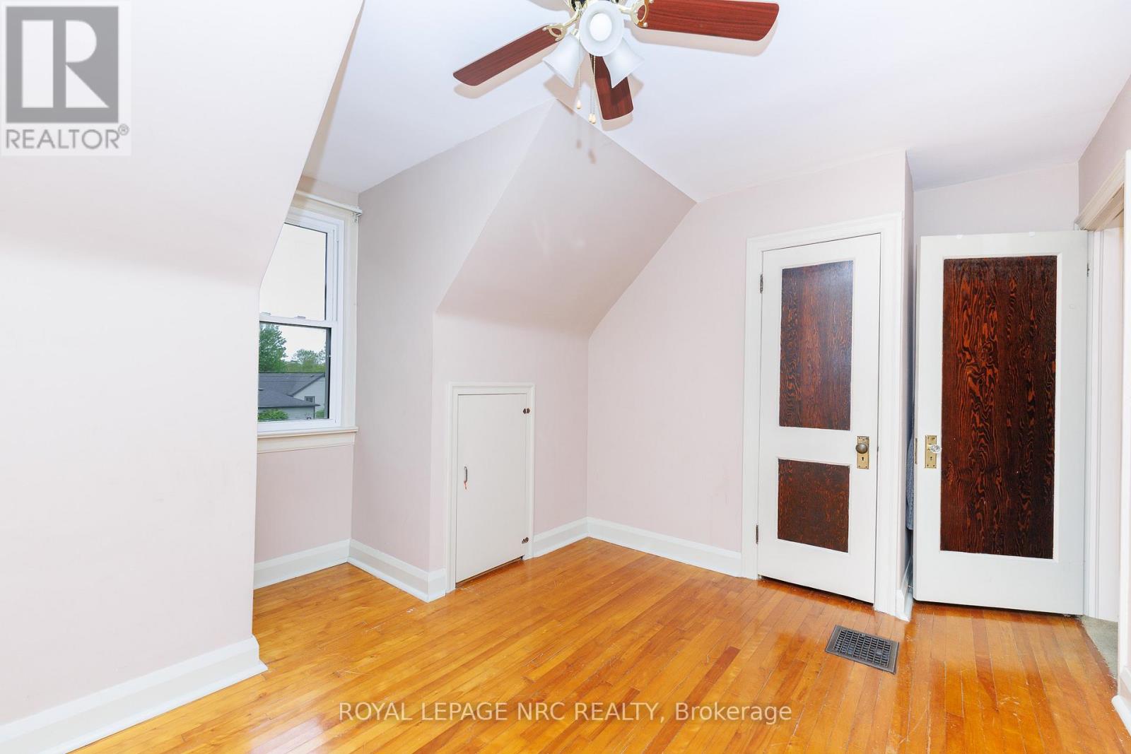 4076 Welland Street, Niagara Falls, Ontario  L2G 6J8 - Photo 22 - X13153290