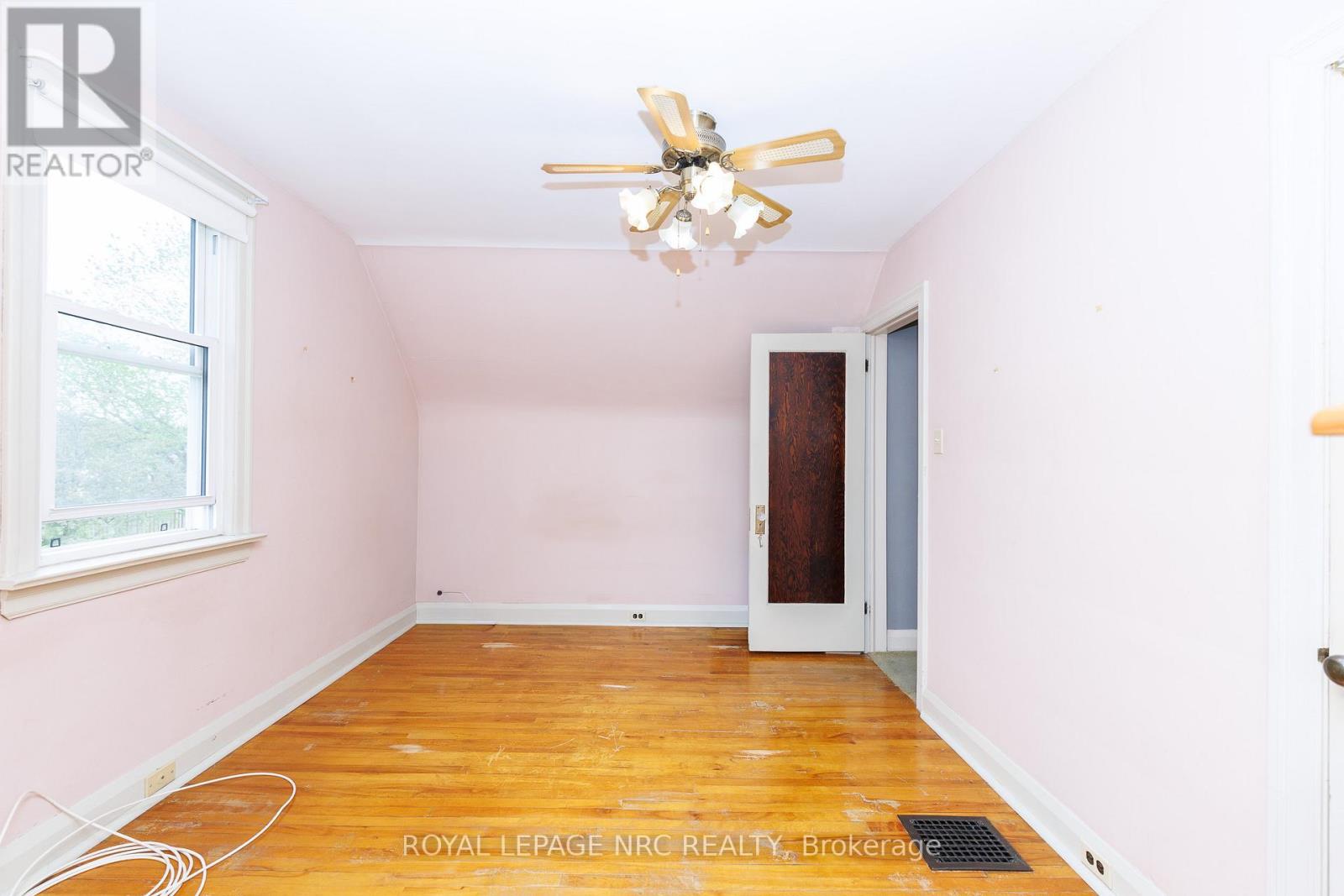 4076 Welland Street, Niagara Falls, Ontario  L2G 6J8 - Photo 24 - X13153290