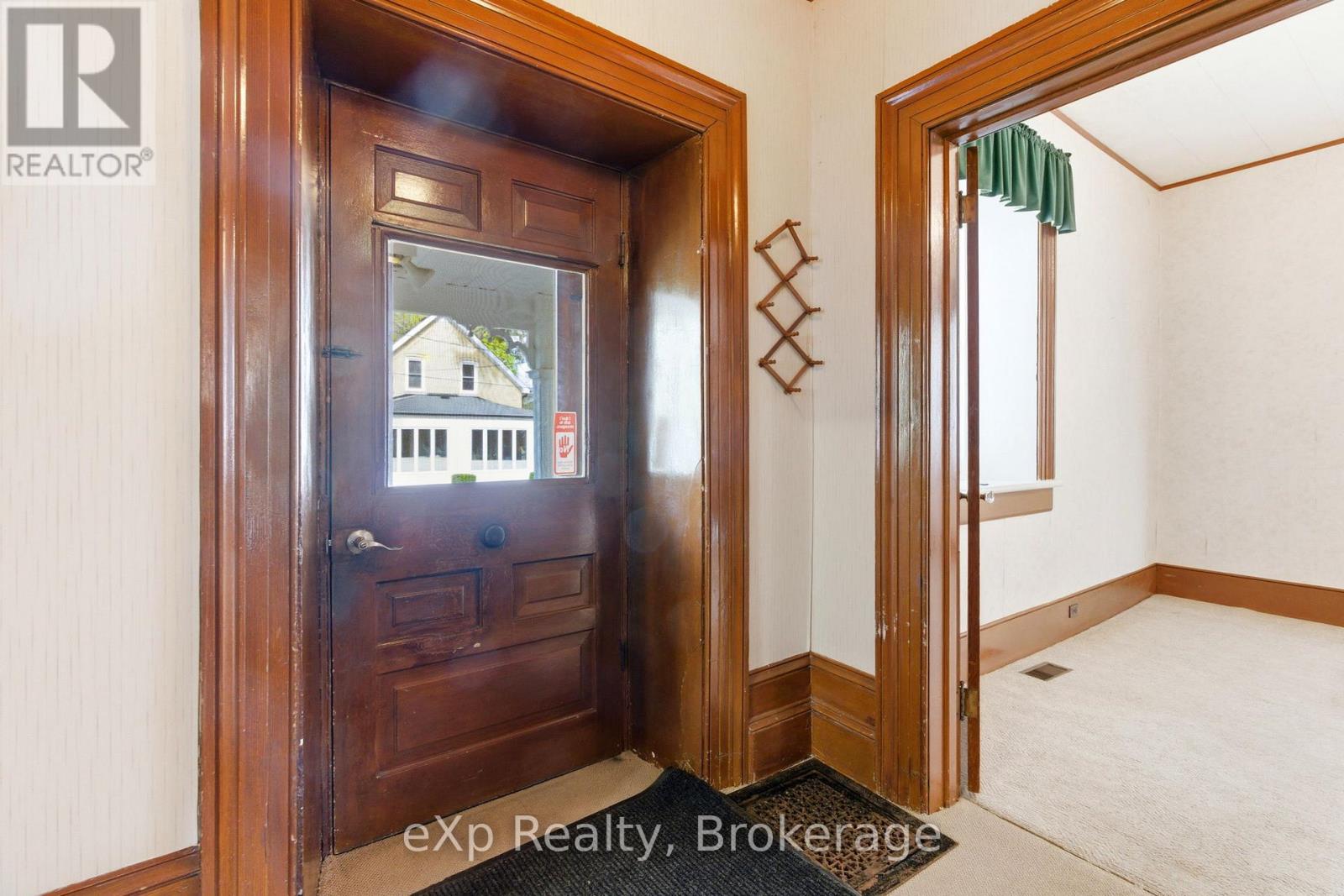 208 Mary Street, Brockton, Ontario  N0G 2V0 - Photo 11 - X13153348