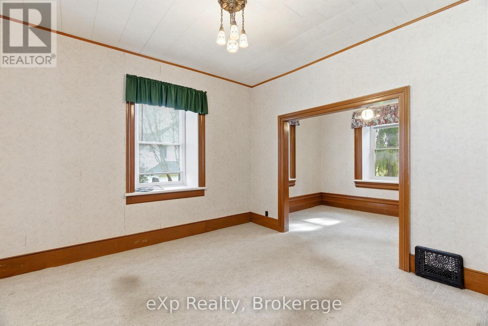 208 Mary Street, Brockton, Ontario  N0G 2V0 - Photo 2 - X13153348