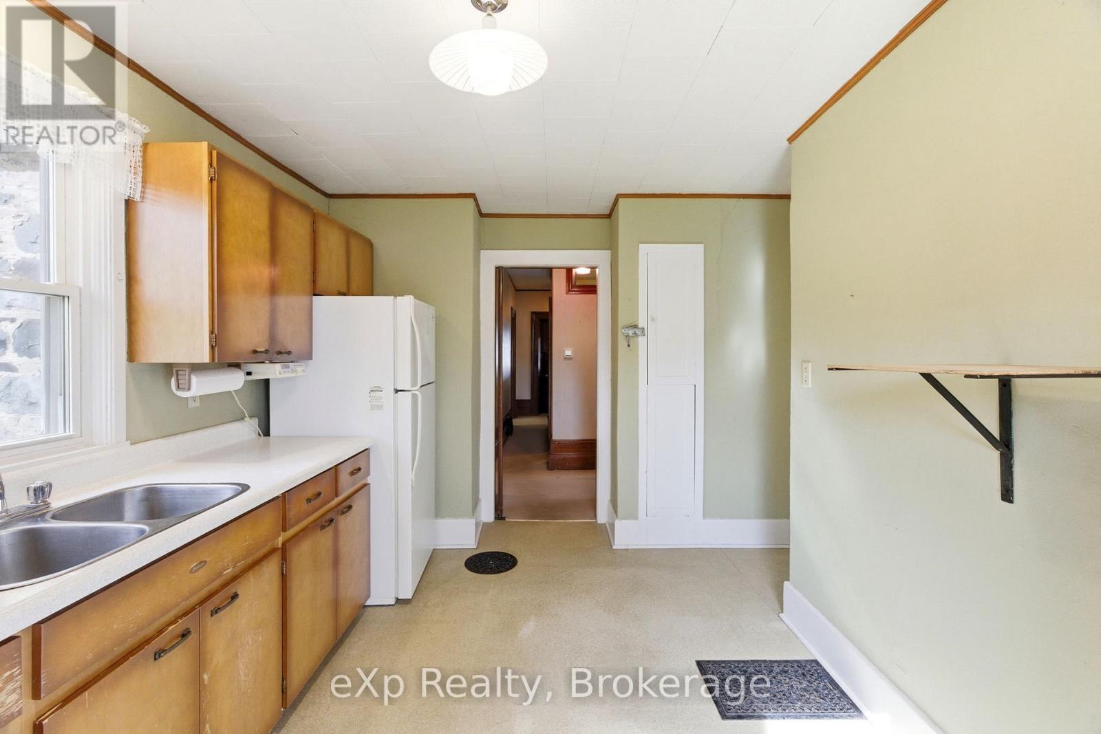 208 Mary Street, Brockton, Ontario  N0G 2V0 - Photo 23 - X13153348