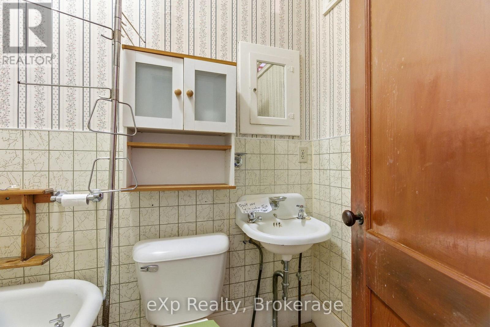 208 Mary Street, Brockton, Ontario  N0G 2V0 - Photo 26 - X13153348