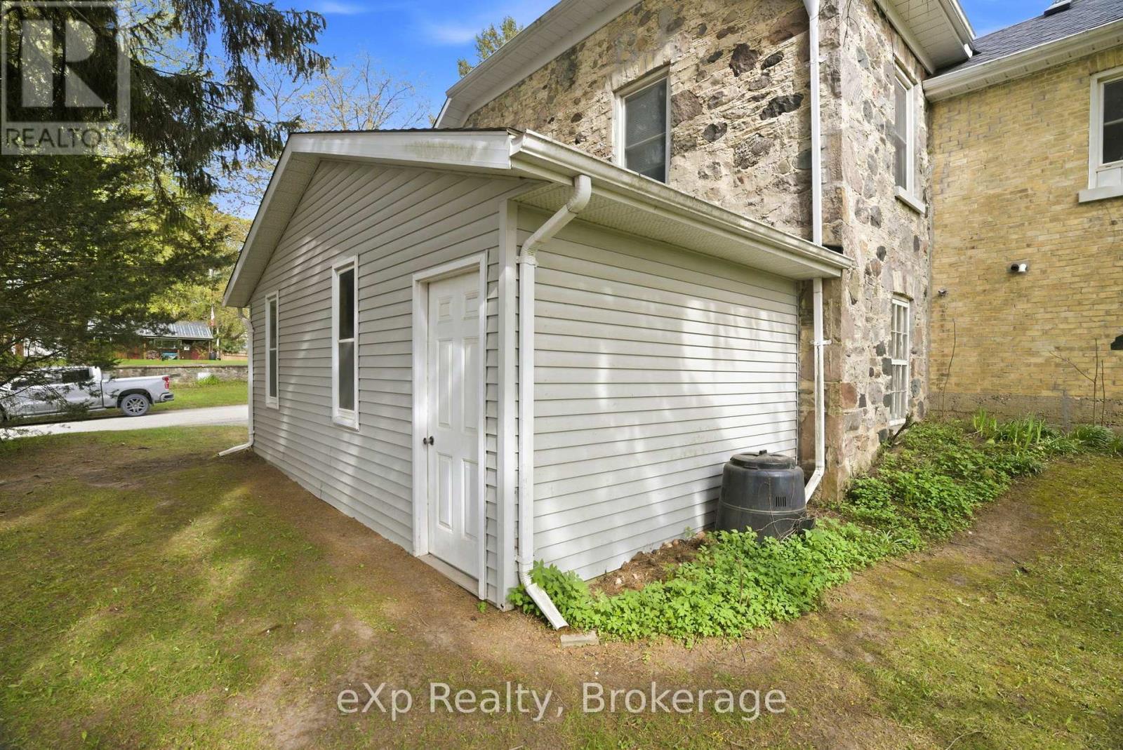 208 Mary Street, Brockton, Ontario  N0G 2V0 - Photo 41 - X13153348