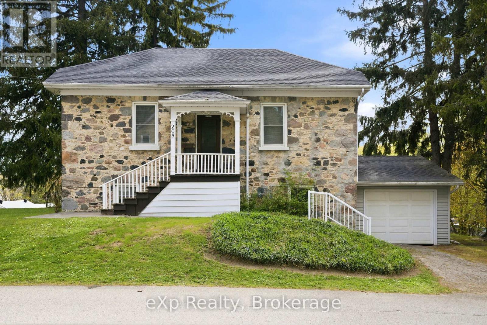 208 Mary Street, Brockton, Ontario  N0G 2V0 - Photo 5 - X13153348