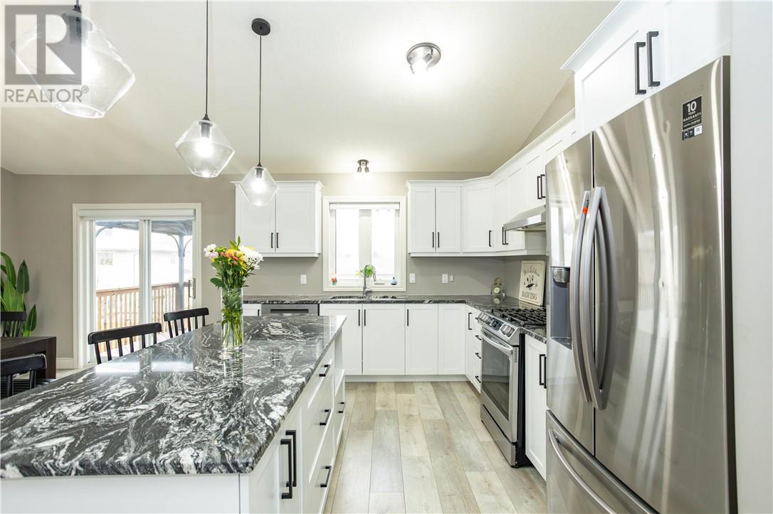 54 Meadowgreen Drive, Garson, Ontario  P3L 0B1 - Photo 6 - 2127874