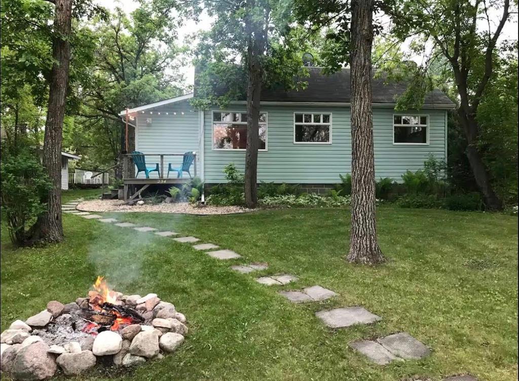 234 Laurel Avenue, Winnipeg Beach, Manitoba R0G 3G0 - Photo 2 - 202611161