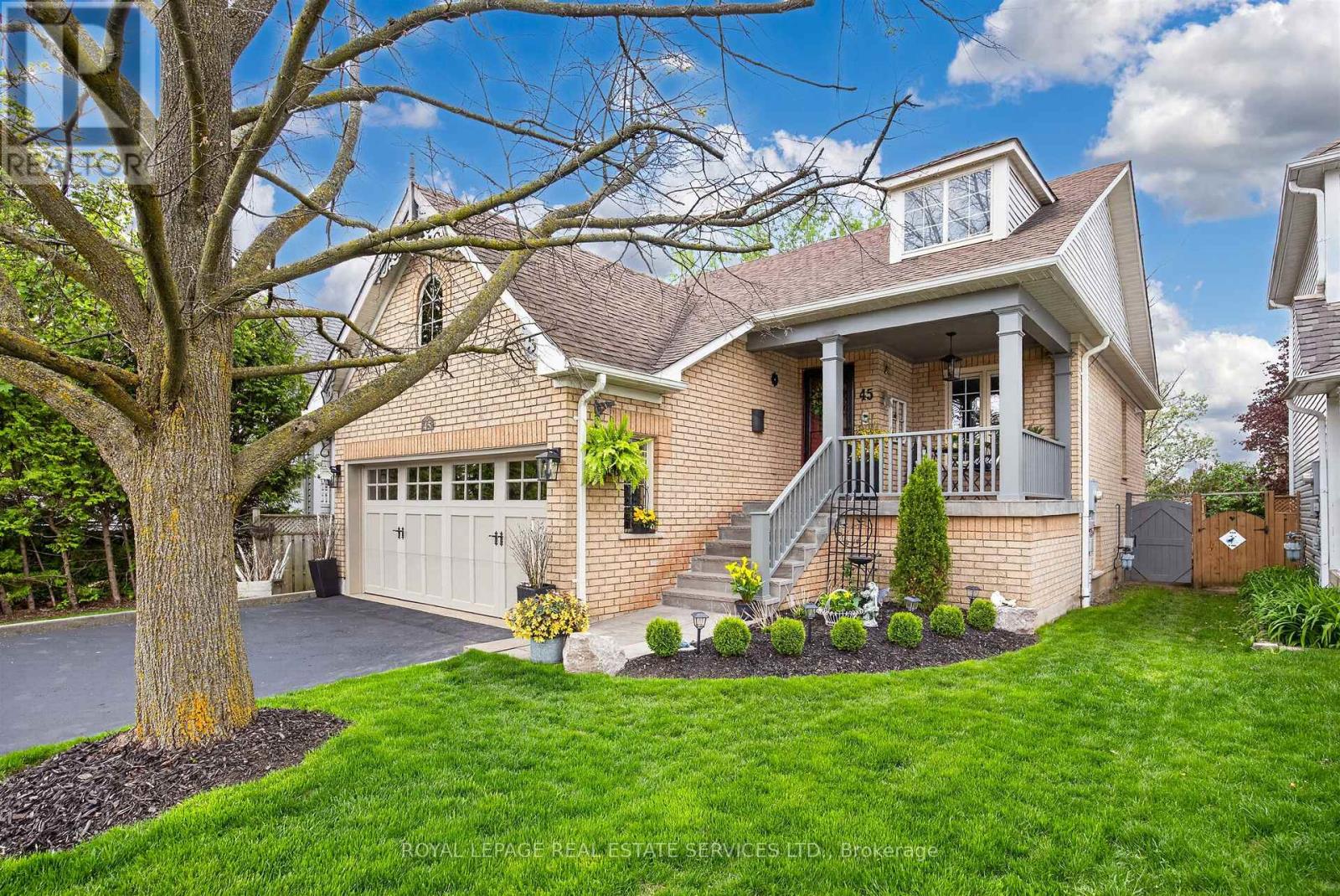 45 ROSEMARIE CRESCENT, Whitby, Ontario