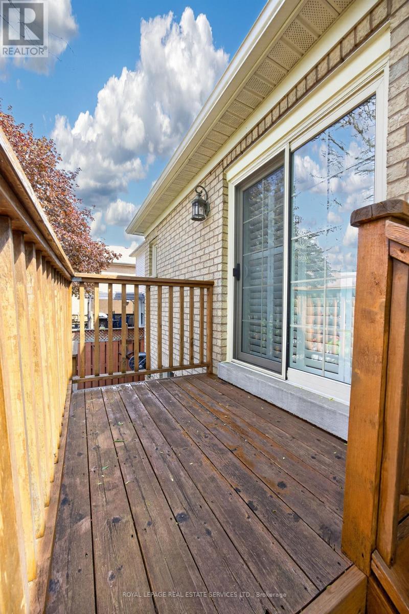45 Rosemarie Crescent, Whitby, Ontario L1M 1G6 - Photo 40 - E13153252