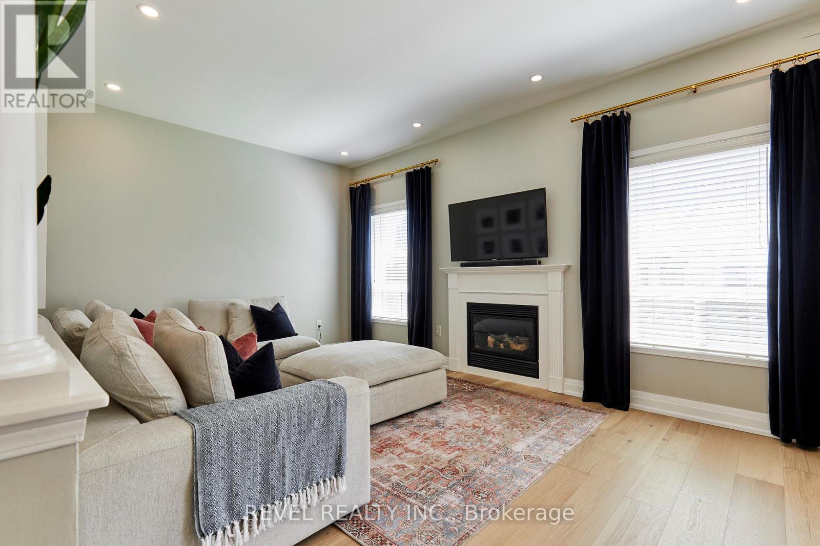 21 Parish Avenue, Ajax, Ontario  L1Z 1N2 - Photo 10 - E13153322