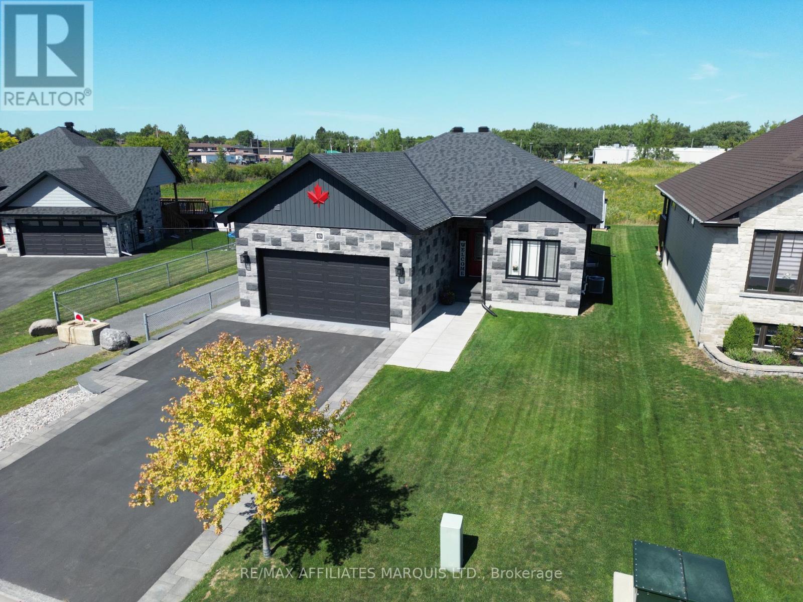 109 Bellwood Drive, Cornwall, Ontario  K6H 7M3 - Photo 3 - X12842626