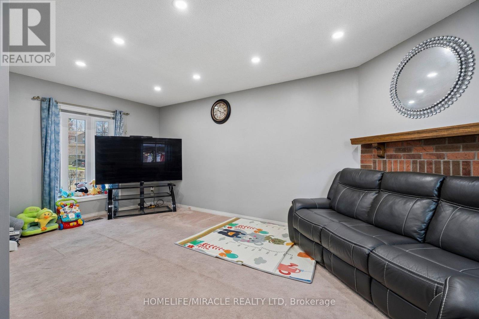 77 Livingstone Street W, Barrie, Ontario  L4N 7J1 - Photo 8 - S13153234