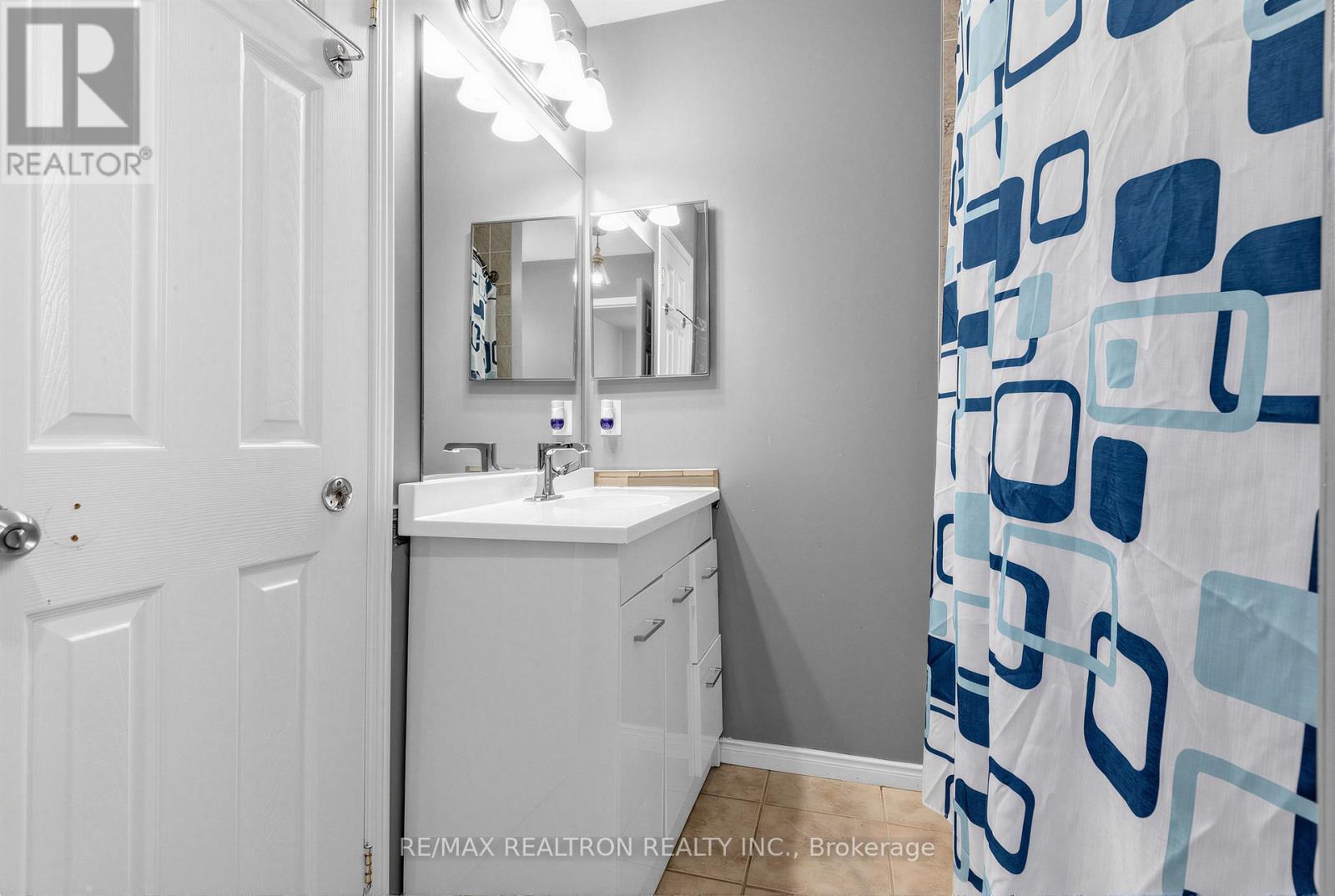 20 Majesty Boulevard, Barrie, Ontario  L4M 7K3 - Photo 12 - S13153262