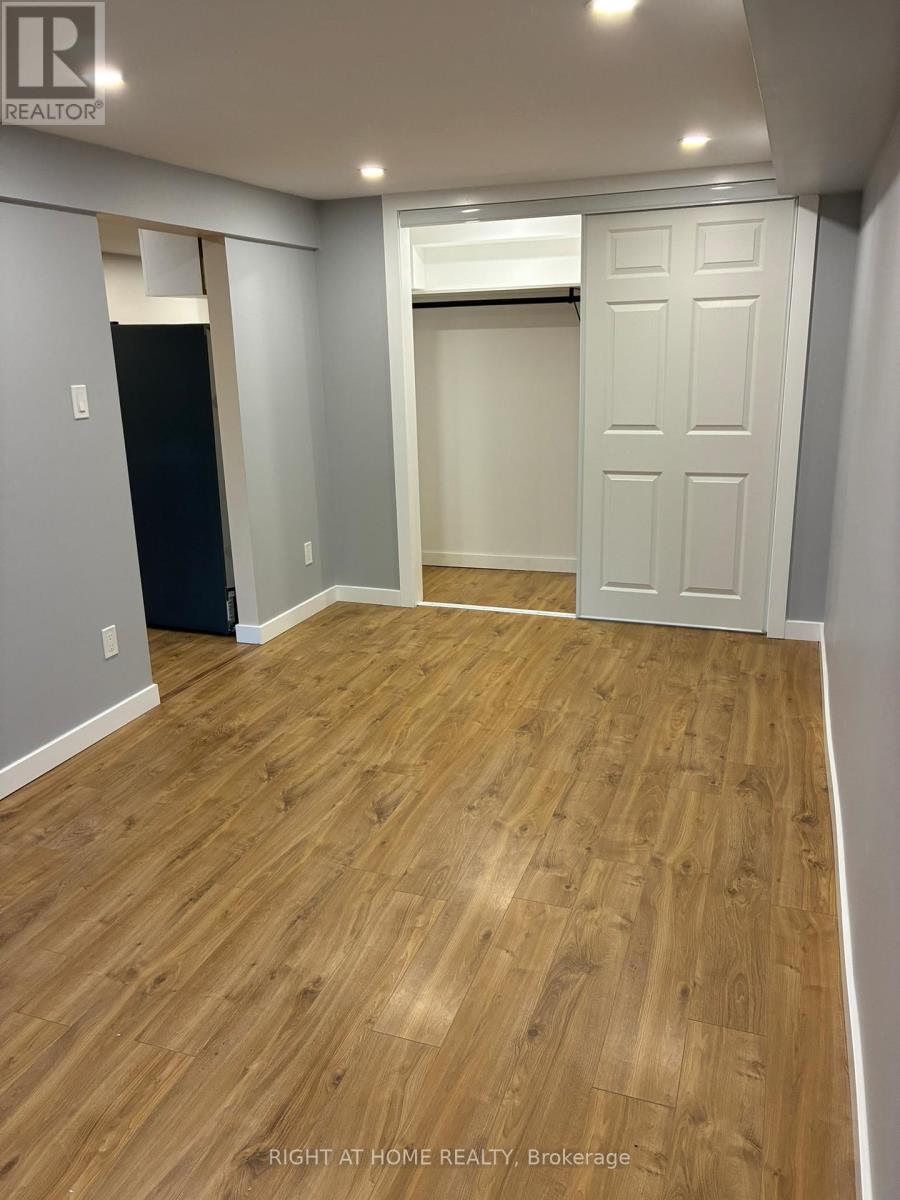 Unit 2 - 9 Quail Crescent, Barrie, Ontario  L4N 6X1 - Photo 9 - S13153272