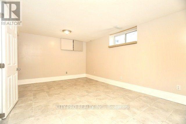 1925 Britannia Road W, Mississauga, Ontario  L5M 1P4 - Photo 4 - W13153238