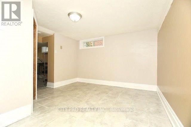 1925 Britannia Road W, Mississauga, Ontario  L5M 1P4 - Photo 5 - W13153238