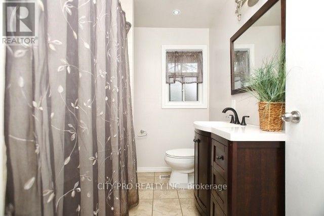 1925 Britannia Road W, Mississauga, Ontario  L5M 1P4 - Photo 6 - W13153238