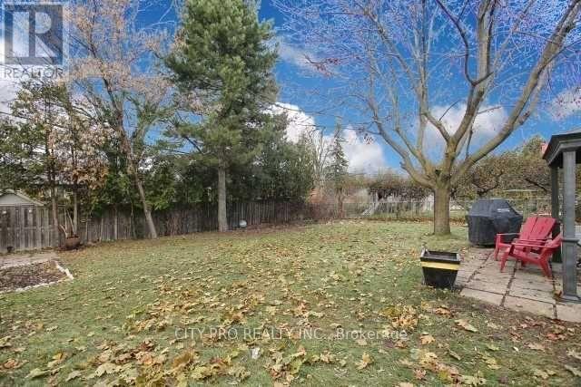 1925 Britannia Road W, Mississauga, Ontario  L5M 1P4 - Photo 9 - W13153238