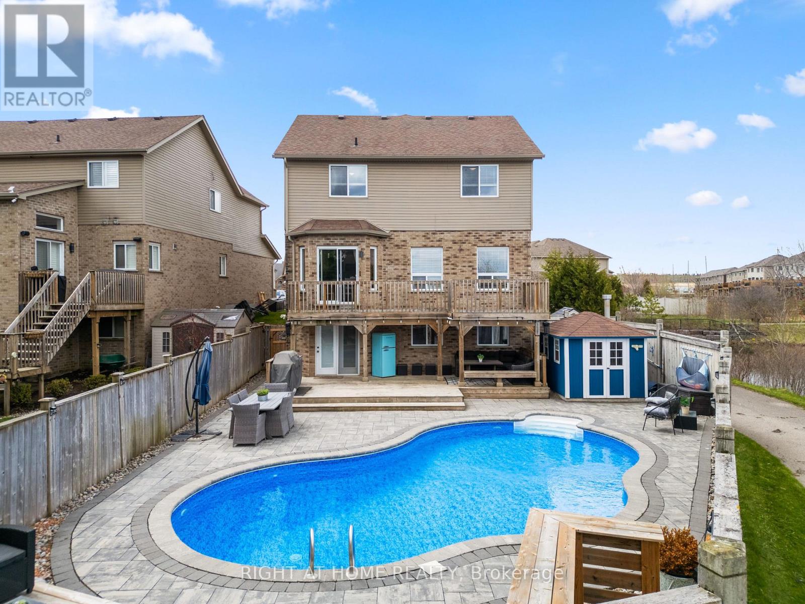 18 SAMUEL COURT, Orangeville, Ontario