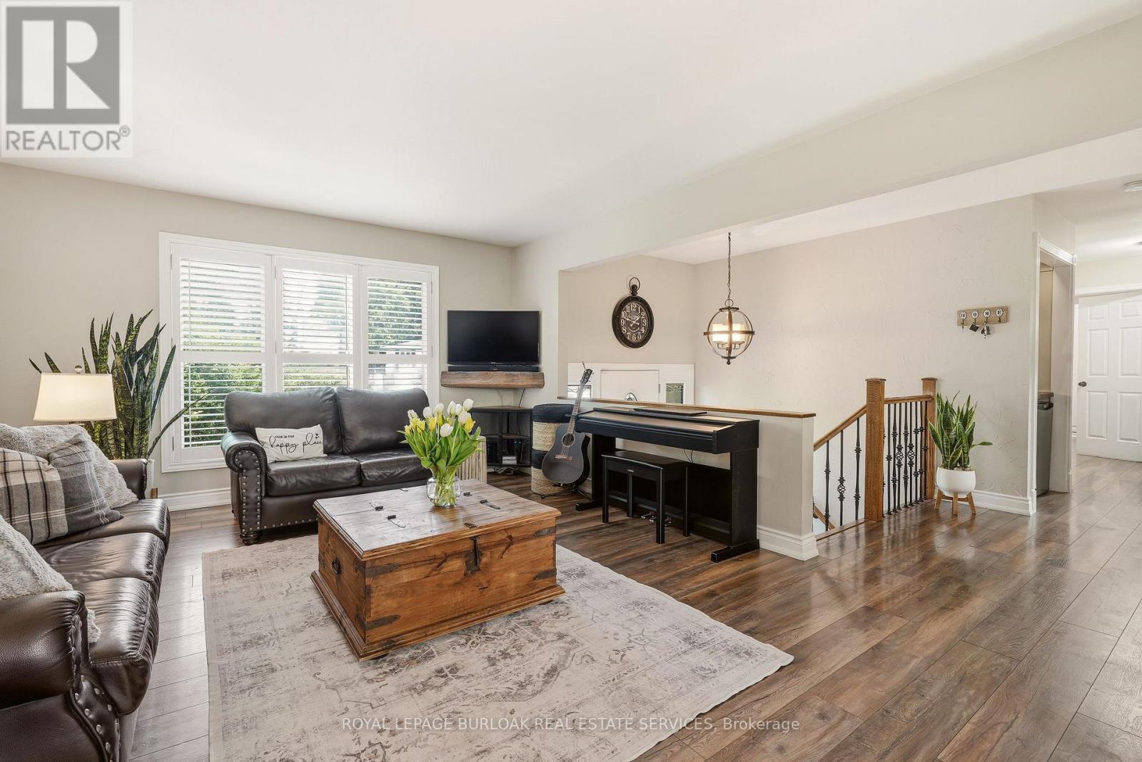 2207 Jester Court, Burlington, Ontario  L7P 3E8 - Photo 7 - W13153294