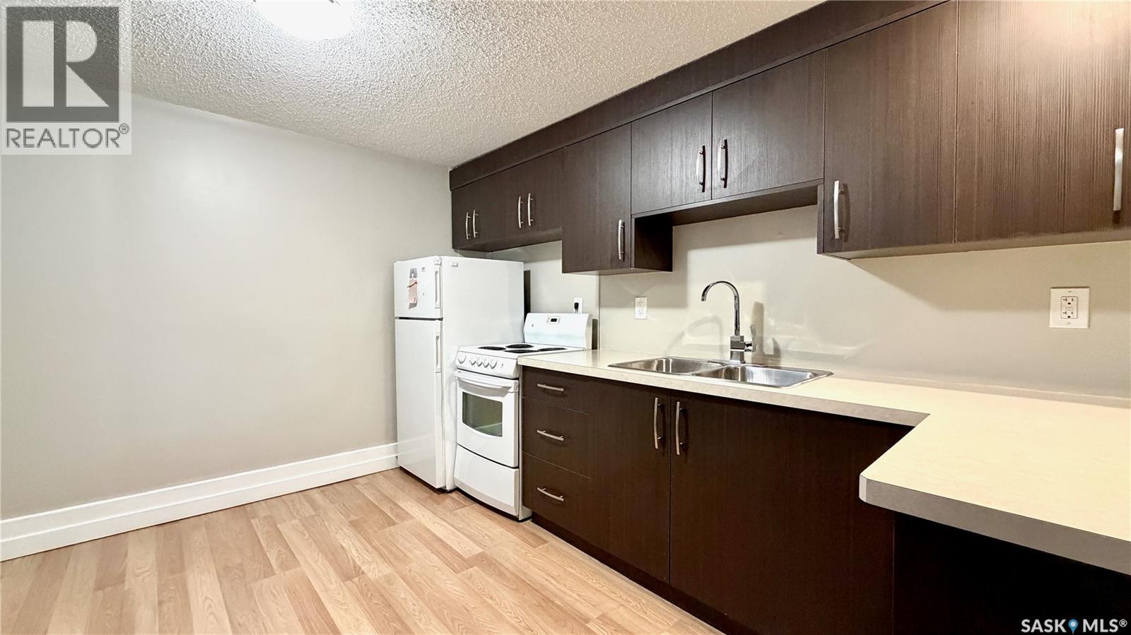 2414 Melrose Avenue, Saskatoon, Saskatchewan  S7J 0V5 - Photo 22 - SK036633