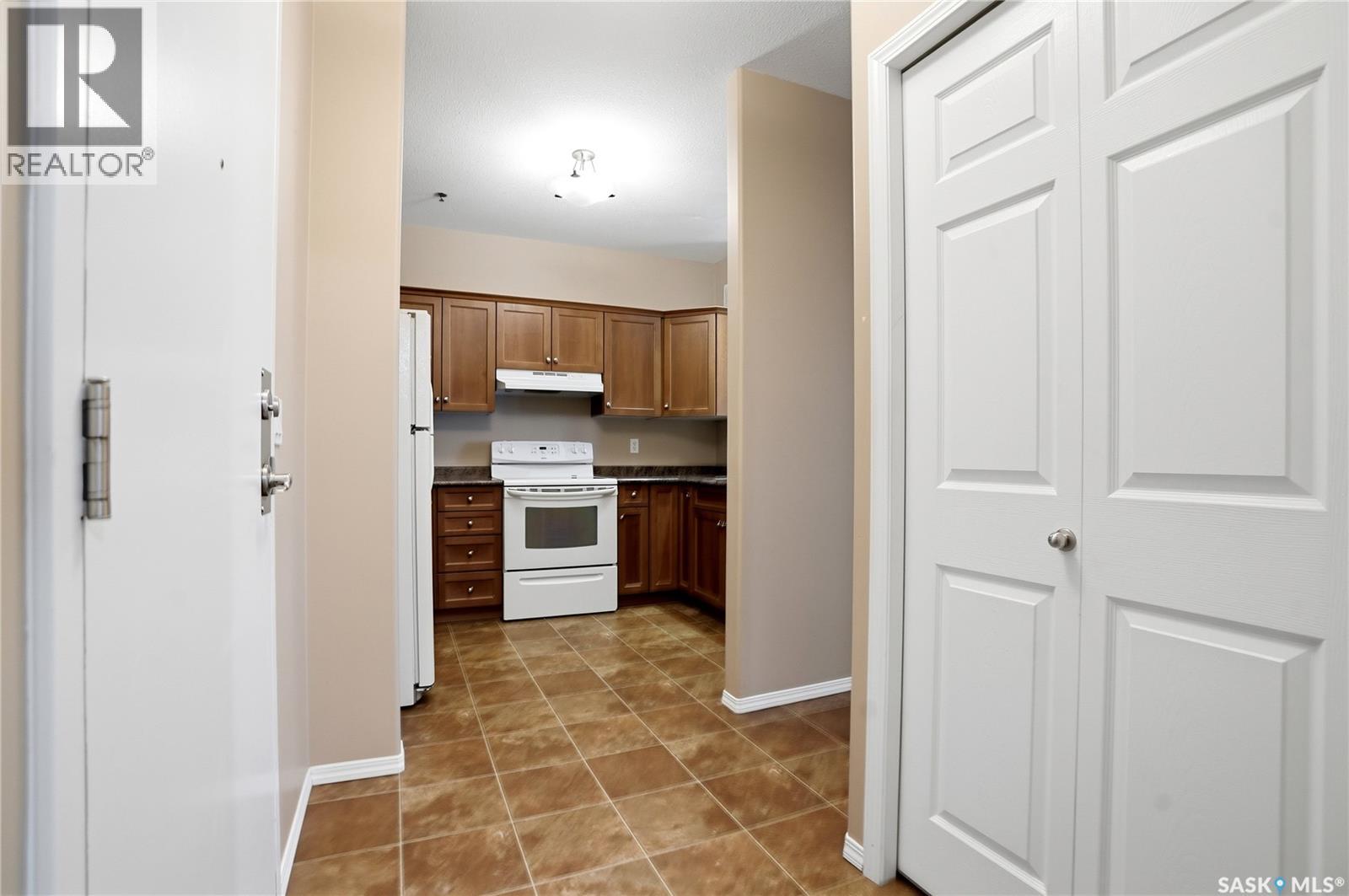213 928 Heritage View, Saskatoon, Saskatchewan  S7H 5T7 - Photo 3 - SK036438