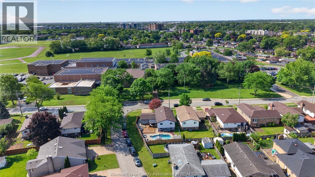 8492 Jerome, Windsor, Ontario N8S 4S1 - Photo 46 - 26011677