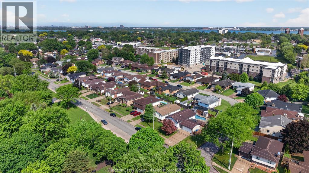 8492 Jerome, Windsor, Ontario N8S 4S1 - Photo 48 - 26011677