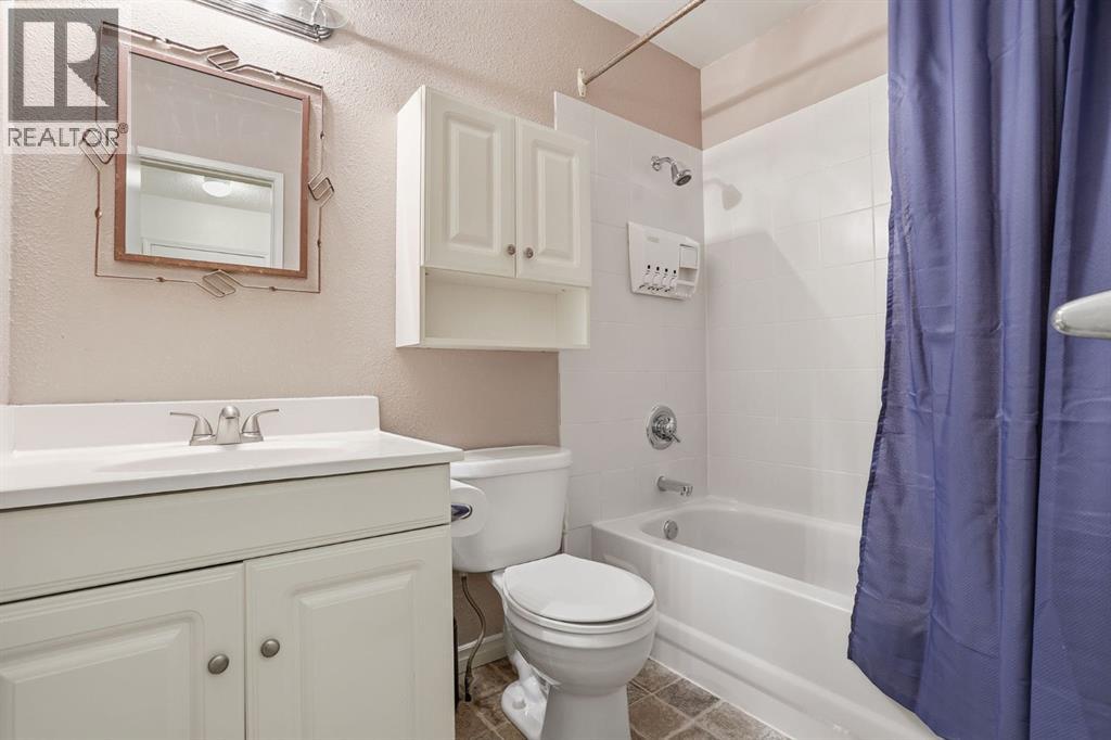 100, 4740 Dalton Drive NW, Calgary, Alberta  T3A 2H4 - Photo 16 - A2308041