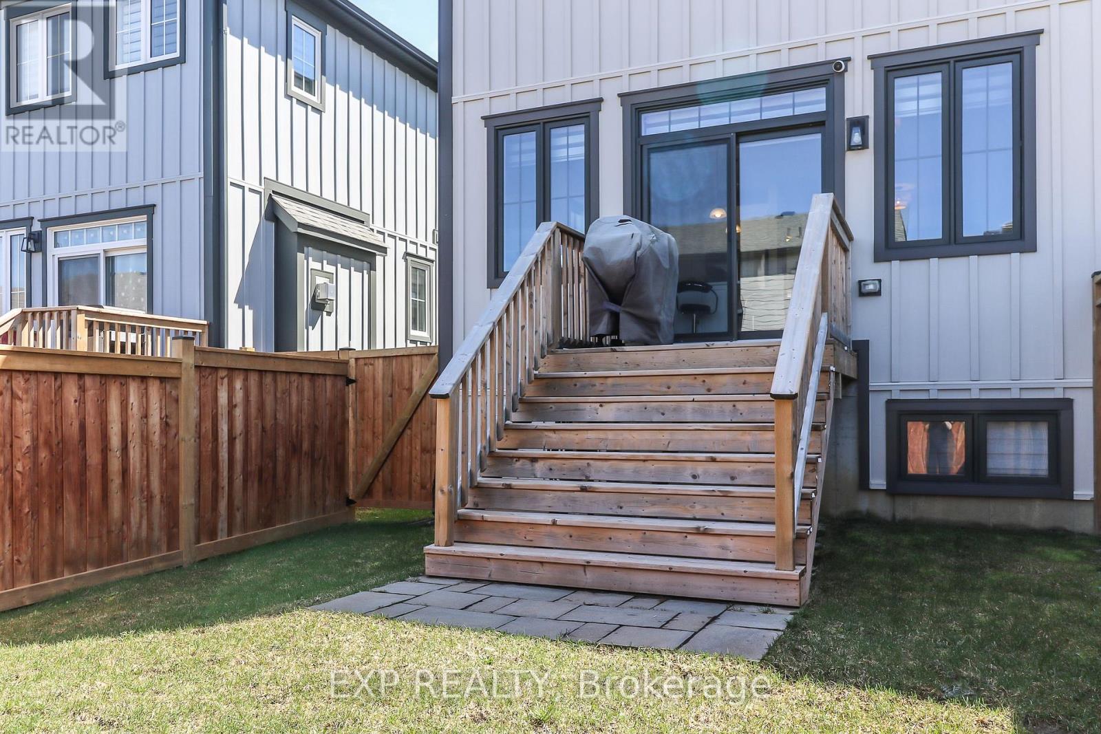 142 Sycamore Street, Blue Mountains, Ontario L9Y 4E2 - Photo 14 - X13153306