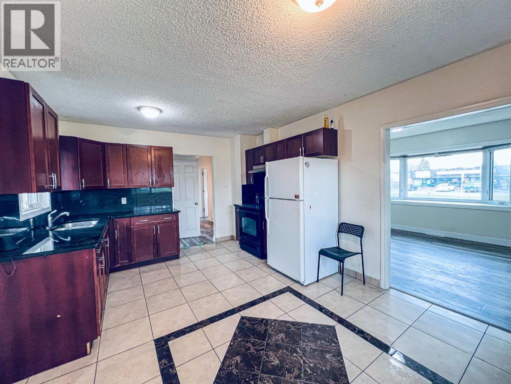 2626 44 Street SE, Calgary, Alberta  T2B 1J6 - Photo 12 - A2312767