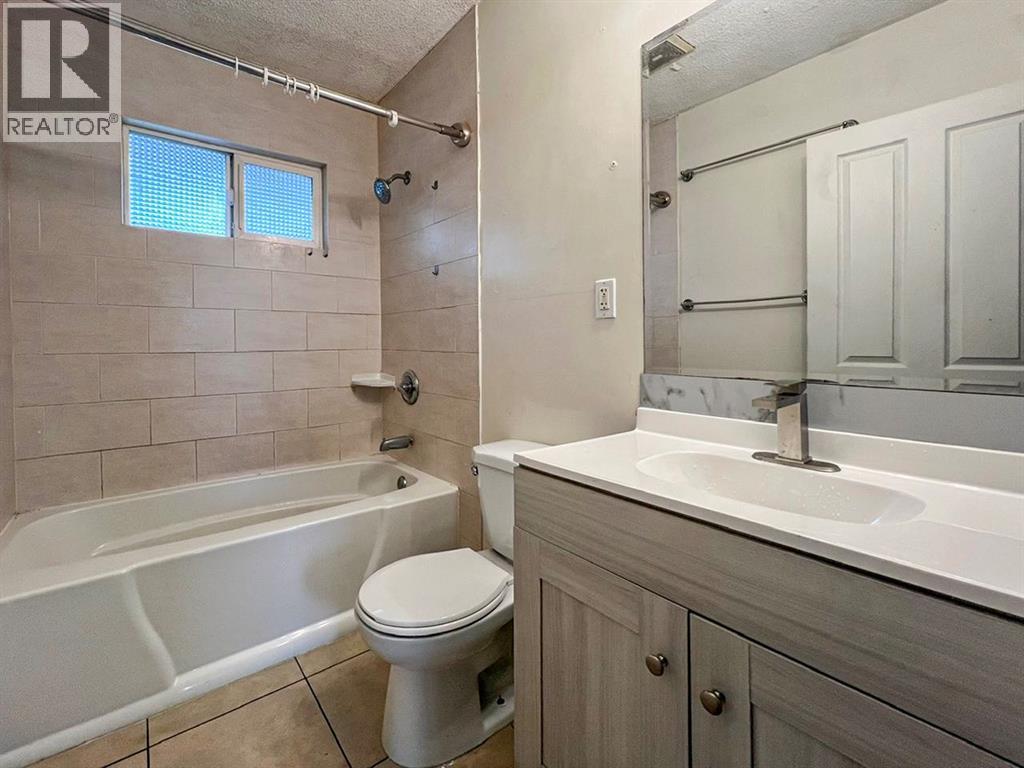 2626 44 Street SE, Calgary, Alberta  T2B 1J6 - Photo 15 - A2312767
