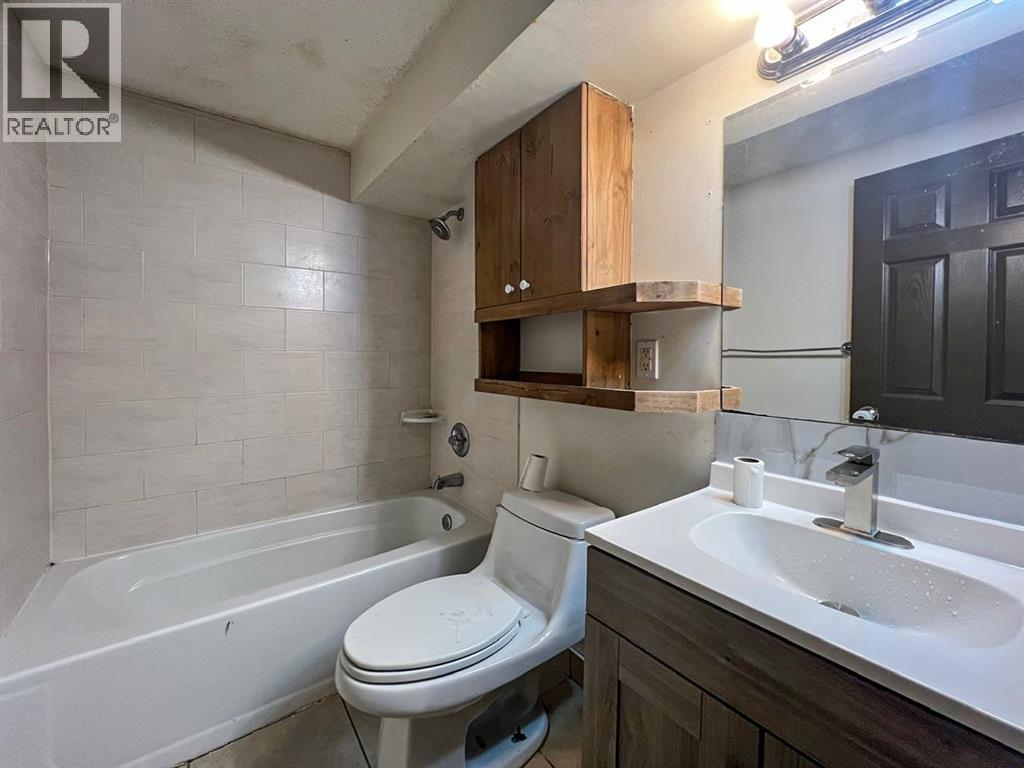 2626 44 Street SE, Calgary, Alberta  T2B 1J6 - Photo 24 - A2312767