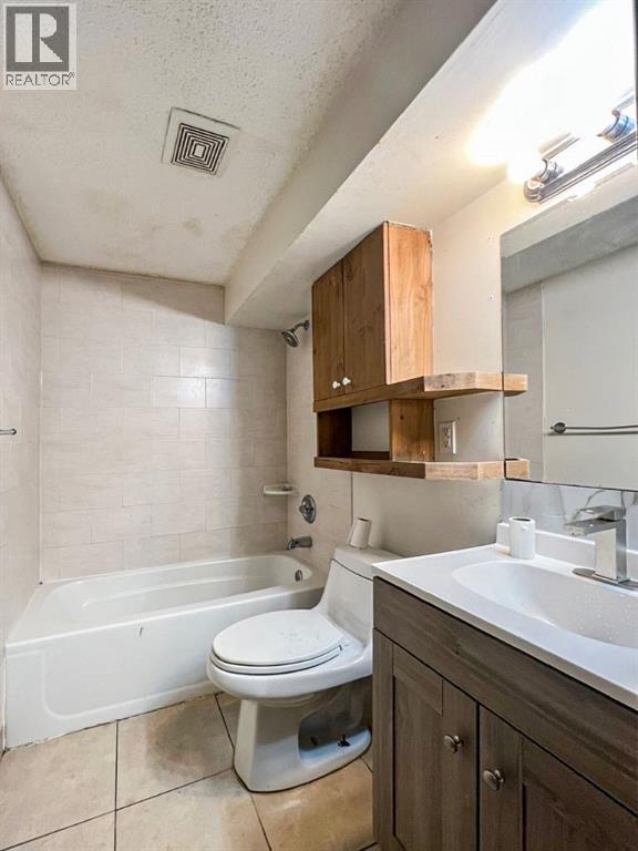 2626 44 Street SE, Calgary, Alberta  T2B 1J6 - Photo 27 - A2312767