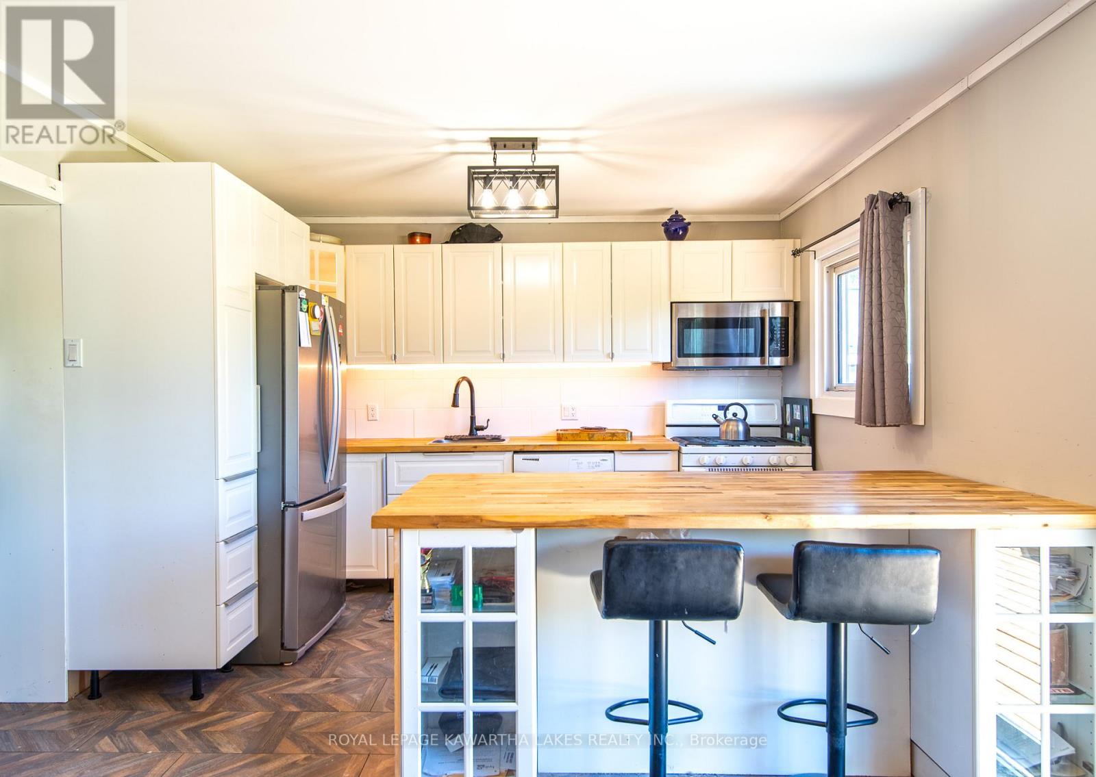 8 Wolfe Street, Kawartha Lakes, Ontario  K9V 2H9 - Photo 4 - X13153464