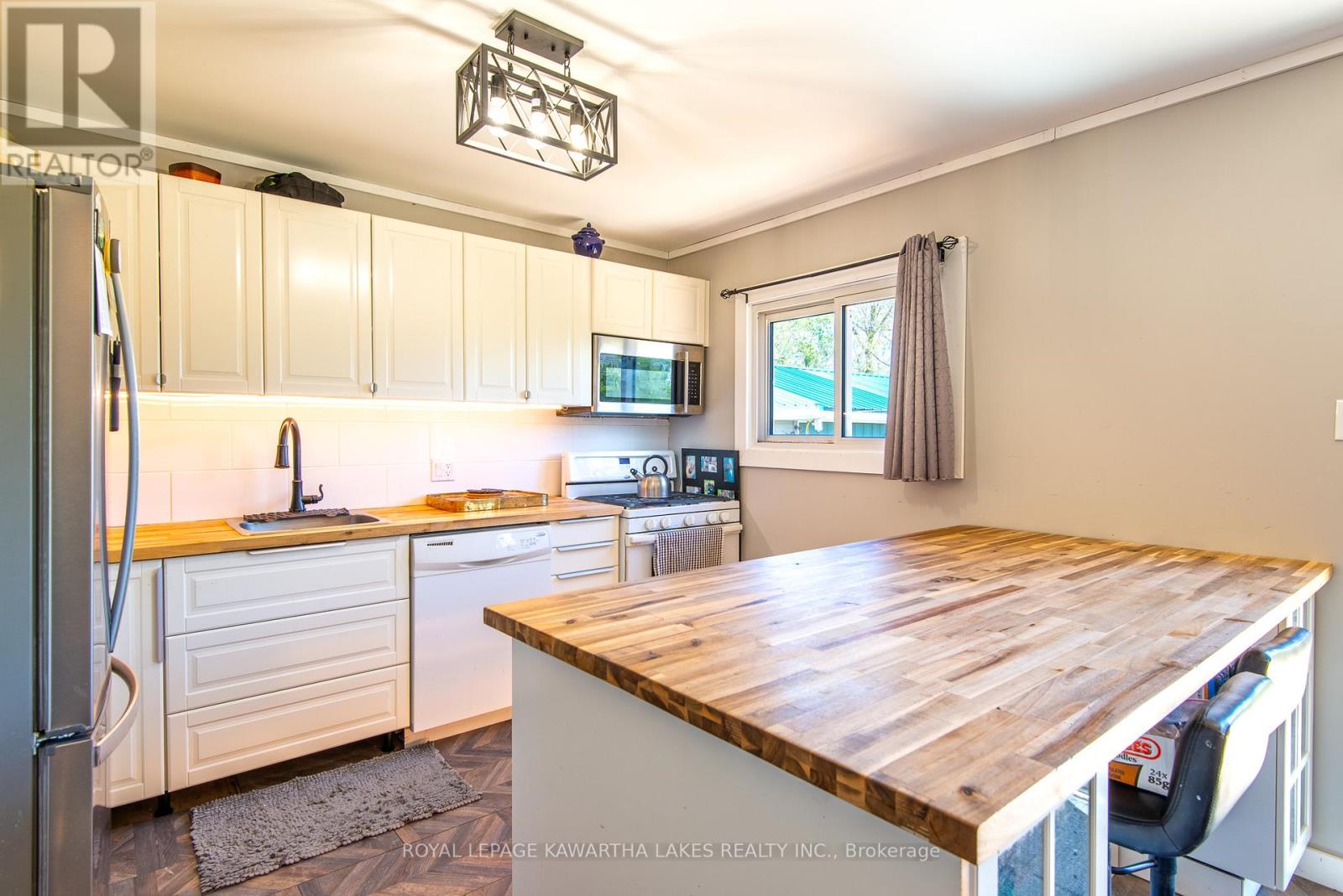 8 Wolfe Street, Kawartha Lakes, Ontario  K9V 2H9 - Photo 6 - X13153464