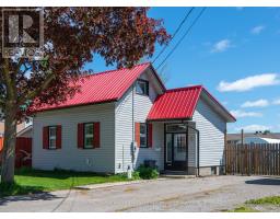 8 WOLFE STREET, Kawartha Lakes, Ontario