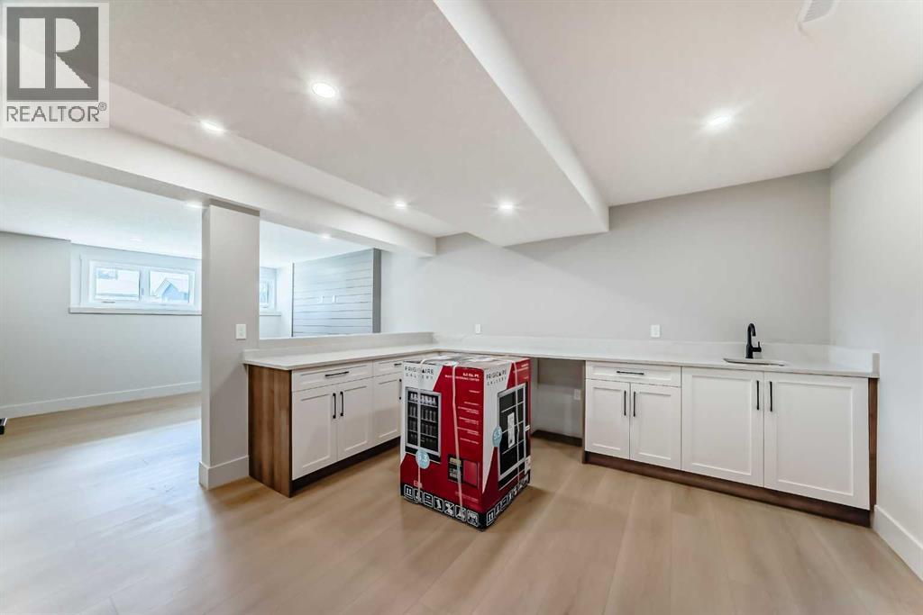 1115 Lake Wapta Road SE, Calgary, Alberta  T2J 2P3 - Photo 25 - A2312157