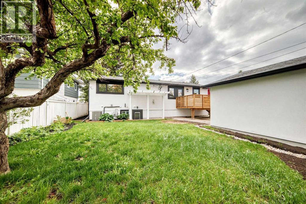 1115 Lake Wapta Road SE, Calgary, Alberta  T2J 2P3 - Photo 37 - A2312157