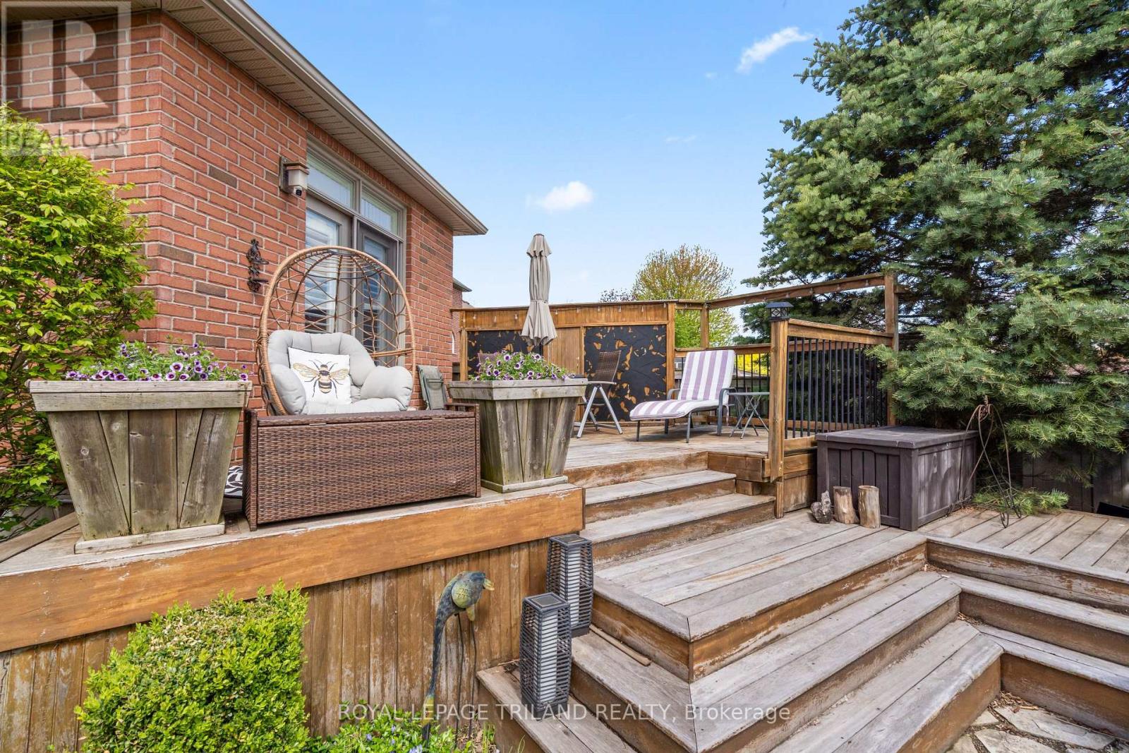 56 Willow Ridge Road, Middlesex Centre, Ontario  N0M 2A0 - Photo 46 - X13153426
