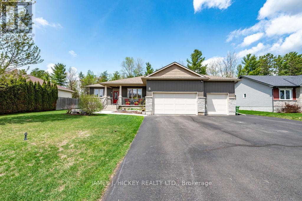 5 NICK STREET, Petawawa, Ontario