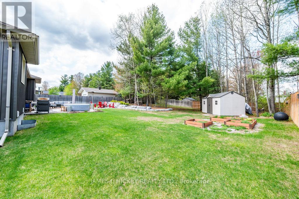 5 Nick Street, Petawawa, Ontario  K8H 0B7 - Photo 11 - X13153436