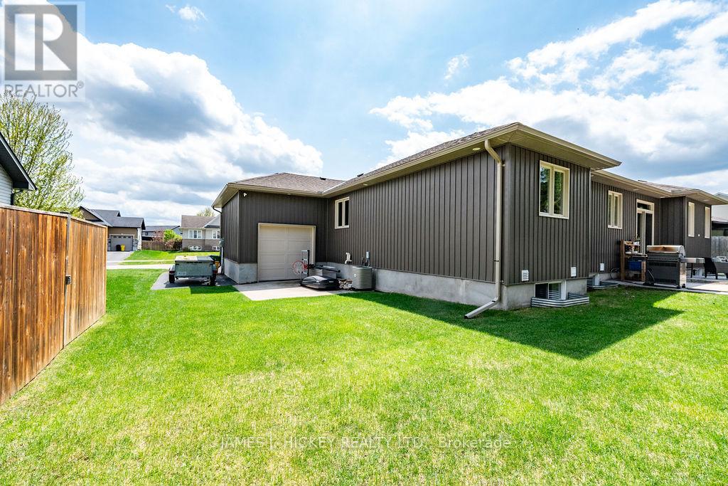 5 Nick Street, Petawawa, Ontario  K8H 0B7 - Photo 50 - X13153436