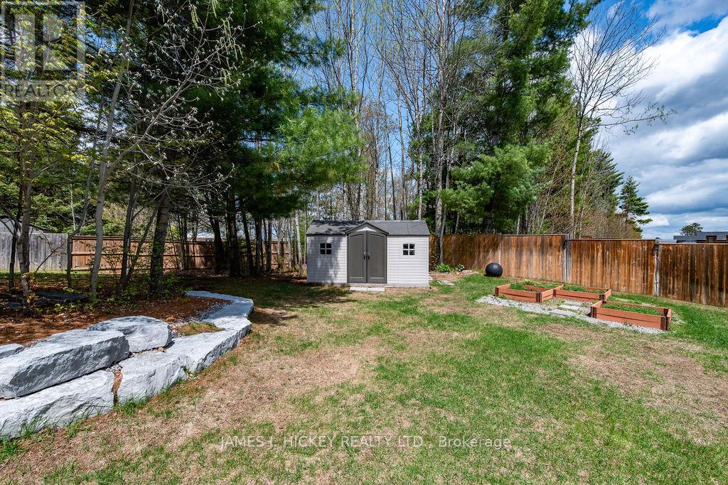 5 Nick Street, Petawawa, Ontario  K8H 0B7 - Photo 6 - X13153436
