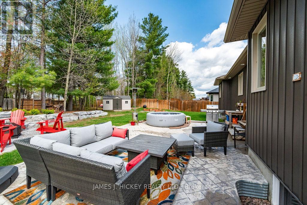 5 Nick Street, Petawawa, Ontario  K8H 0B7 - Photo 8 - X13153436